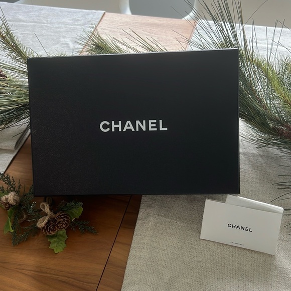 CHANEL Other - CHANEL Gift Box
